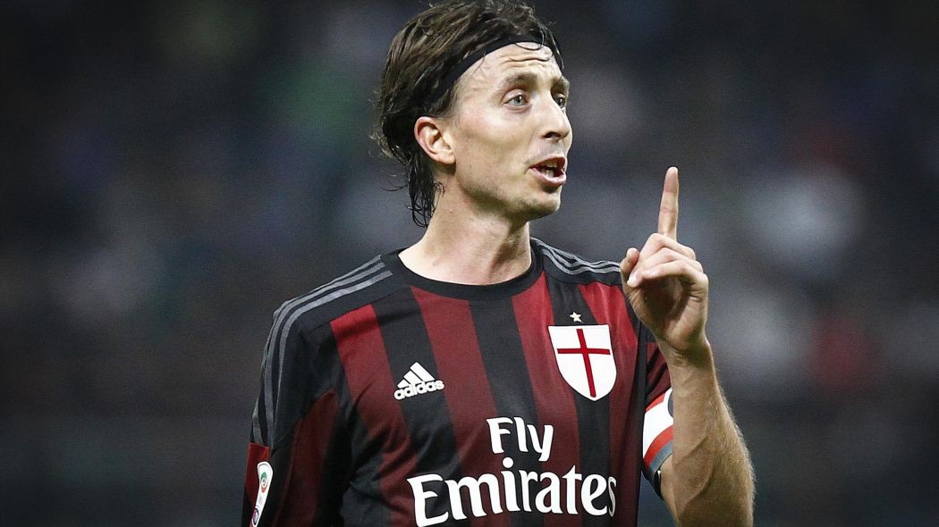 Montolivo karyerasını bitirdi